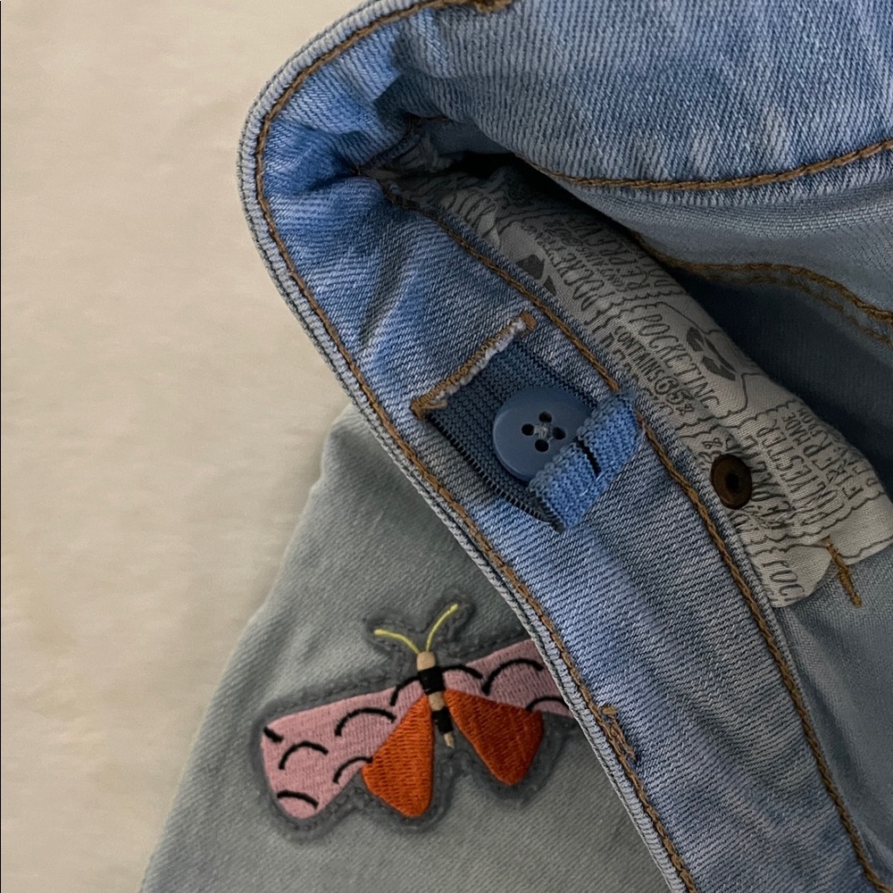 Cat & Jack Light Blue Jean Shorts with Butterfly Accents SZ 10/12 - Picture 4 of 4